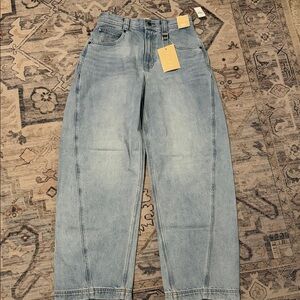 GAP x BEIS Women’s Relaxed Denim Jeans in Light Blue